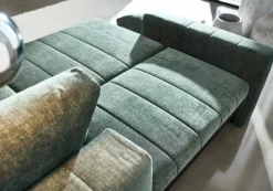 Ecksofa mit Armlehnen Akello Lounger