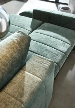 Ecksofa mit Armlehnen Akello Lounger