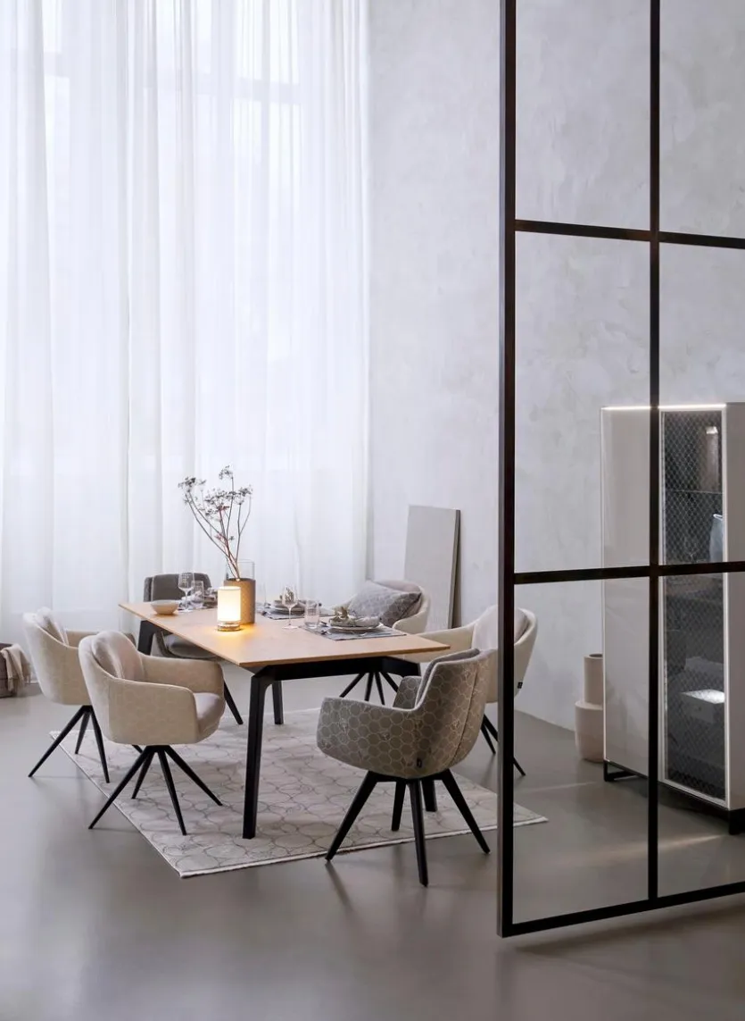 Esstisch Characters 200 x 100 cm