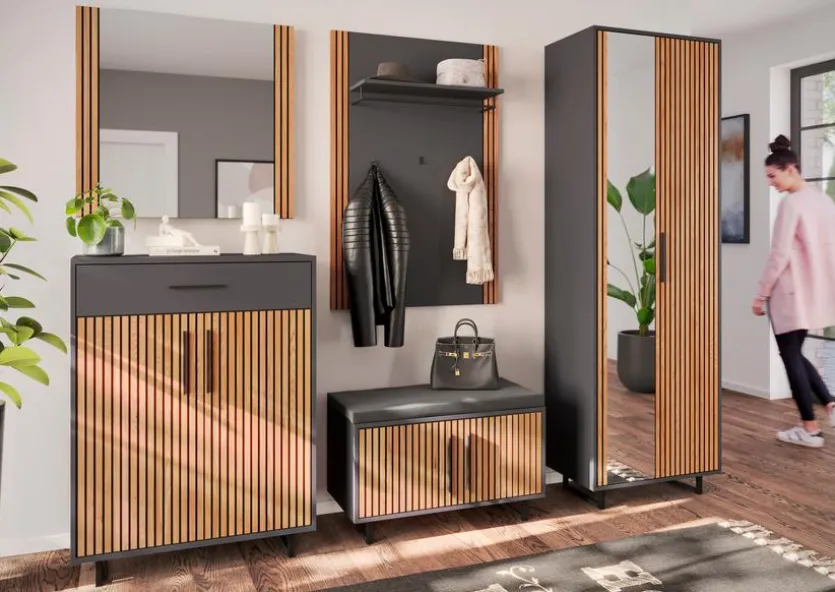 Garderobenschrank Stella