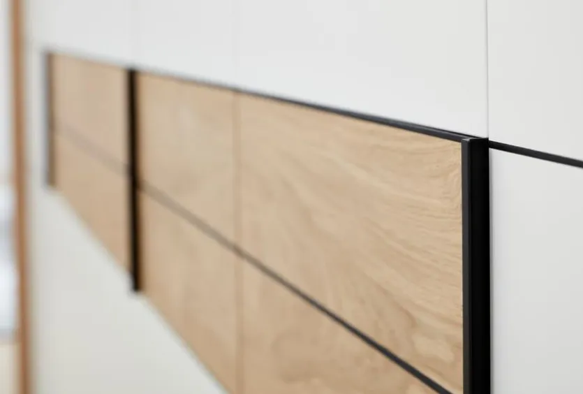 Kleiderschrank Madiva 300 x 230 cm