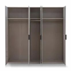 Kleiderschrank Vareno 225 x 222 cm