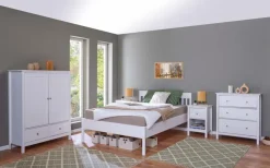 Massivholzbett Chilly 140 x 200 cm